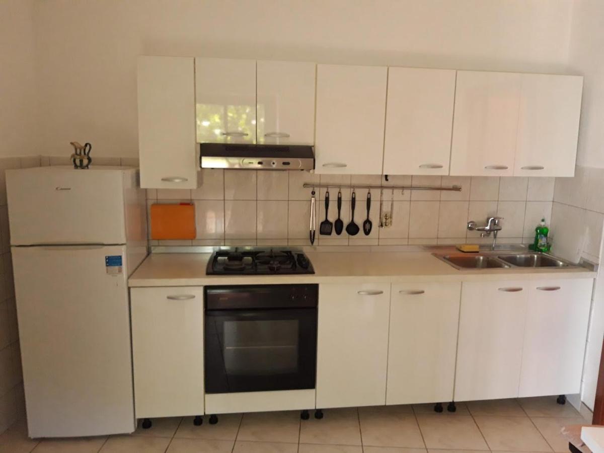 Lilo Apartment Maslinica